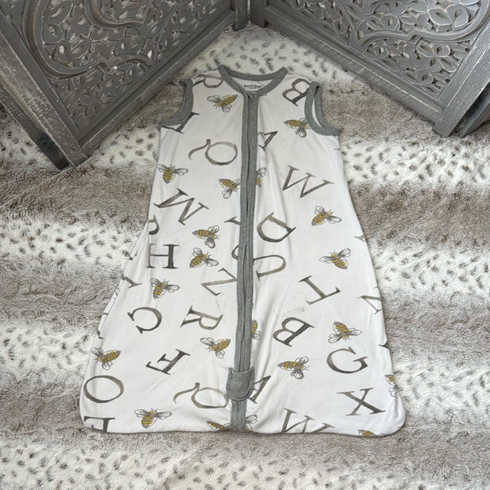 Burt's Bees Baby beekeeper sleepsack infant 6-12 months alphabet bee pajamas